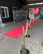 Rode loper met afzetpalen te huur, Ophalen of Verzenden, Nieuw, Geboorte of Huwelijk