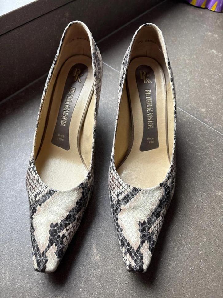 Prachtige Peter Kaiser pumps, Kleding | Dames, Schoenen, Zo goed als nieuw, Pumps, Zwart, Ophalen of Verzenden