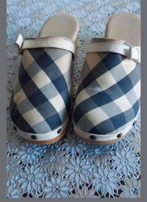 Originele Burberry "klompen" meer schoenen, tassen, makeup, Kinderen en Baby's, Kinderkleding | Schoenen en Sokken, Nieuw, Schoenen