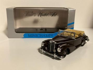 Mercedes 300S Cabriolet van 19551 Rood  1/43 Minichamp beschikbaar voor biedingen