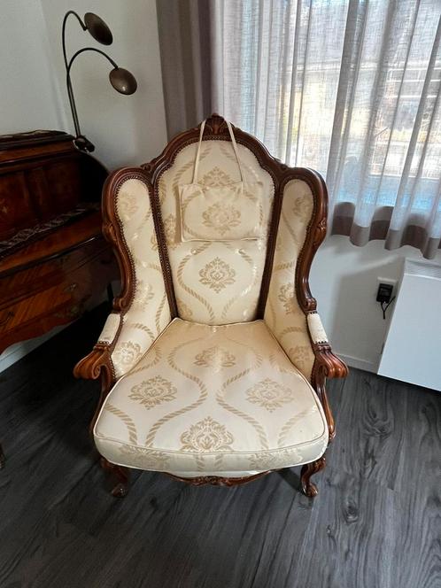 Fauteuil gerenoveerd met lichte stof, antiek, vintage, barok, Antiek en Kunst, Antiek | Meubels | Stoelen en Banken, Ophalen