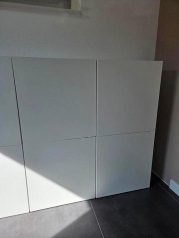 2 IKEA Besta kasten - Goede staat! beschikbaar voor biedingen
