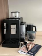 DeLonghi Rivelia volautomatische koffiemachine (maand oud), Ophalen, Zo goed als nieuw, 2 tot 4 kopjes, Afneembaar waterreservoir