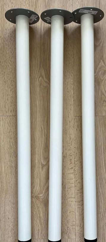 IKEA Tafelblad en -poten beschikbaar voor biedingen