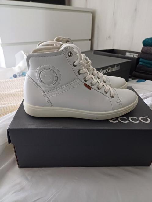 Zgan Witte ecco dames sneakers maat 38, Kleding | Dames, Schoenen, Zo goed als nieuw, Sneakers of Gympen, Wit, Ophalen of Verzenden