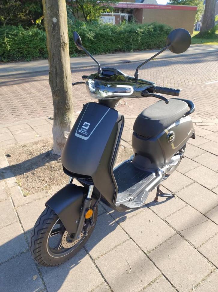 Super Soco CUX - Extra's! Snellader, Beenruimte, Fietsen en Brommers, Snorfietsen en Snorscooters, Gebruikt, Overige merken, Elektrisch