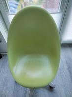 De bombo stoel groen is een ontwerp van Stefano Giovanni, Huis en Inrichting, Stoelen, Ophalen, Zo goed als nieuw, Overige kleuren