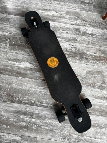 Tempish Longboard Walnut - Zo goed als nieuw! beschikbaar voor biedingen