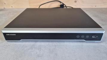NVR Hikvision ds-7608ni-k2 + 4TB Western Digital HD beschikbaar voor biedingen