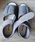 Schoen of pantoffel met open teen, orthopedisch., Ophalen of Verzenden, Zo goed als nieuw, Sneakers of Gympen