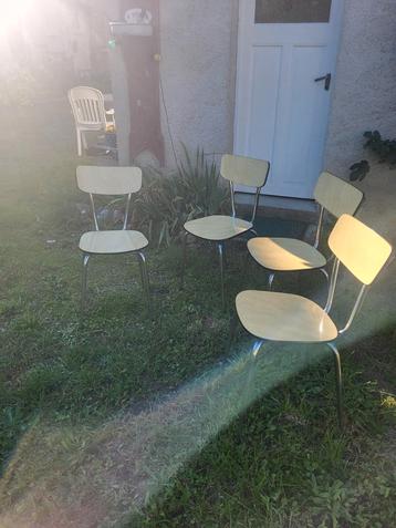 Retro formica keukenset beschikbaar voor biedingen