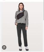 Lululemon on the move light, Kleding | Dames, Broeken en Pantalons, Kort, Verzenden, Zwart, Zo goed als nieuw