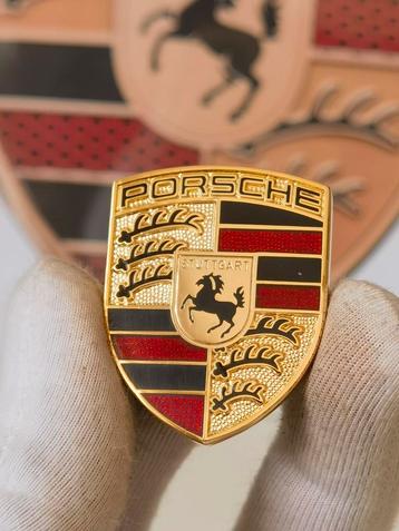 Origineel porsche embleem voor op de stuur  beschikbaar voor biedingen