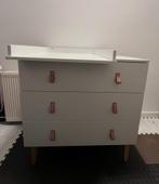 Commode kast met roze handgrepen (vervangbaar), Kinderen en Baby's, Kinderkamer | Complete kinderkamers, Ophalen, Zo goed als nieuw