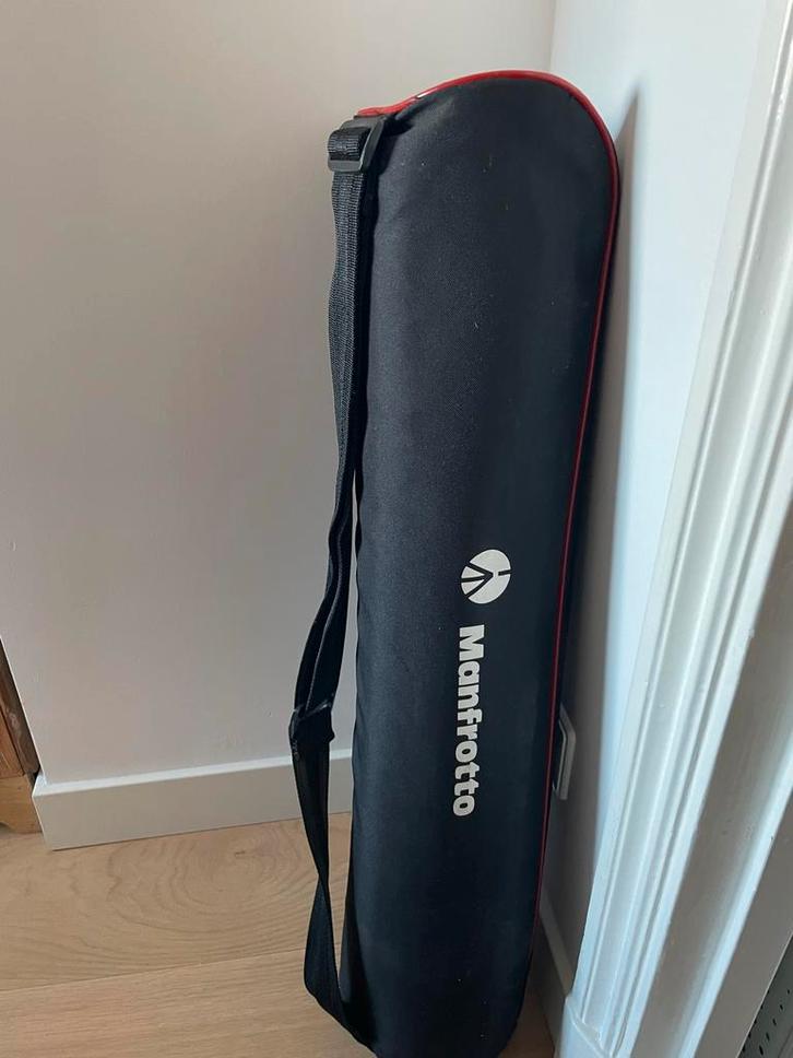 Manfrotto Video Statief MVT502AM + MVH500AH, Audio, Tv en Foto, Fotografie | Statieven en Balhoofden, Zo goed als nieuw, Ophalen of Verzenden