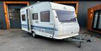 Hobby Excellent caravan 470 1997 met voortent & luifel!, Caravans en Kamperen, Caravans, Rondzit, Hobby, 2 aparte bedden, Bedrijf