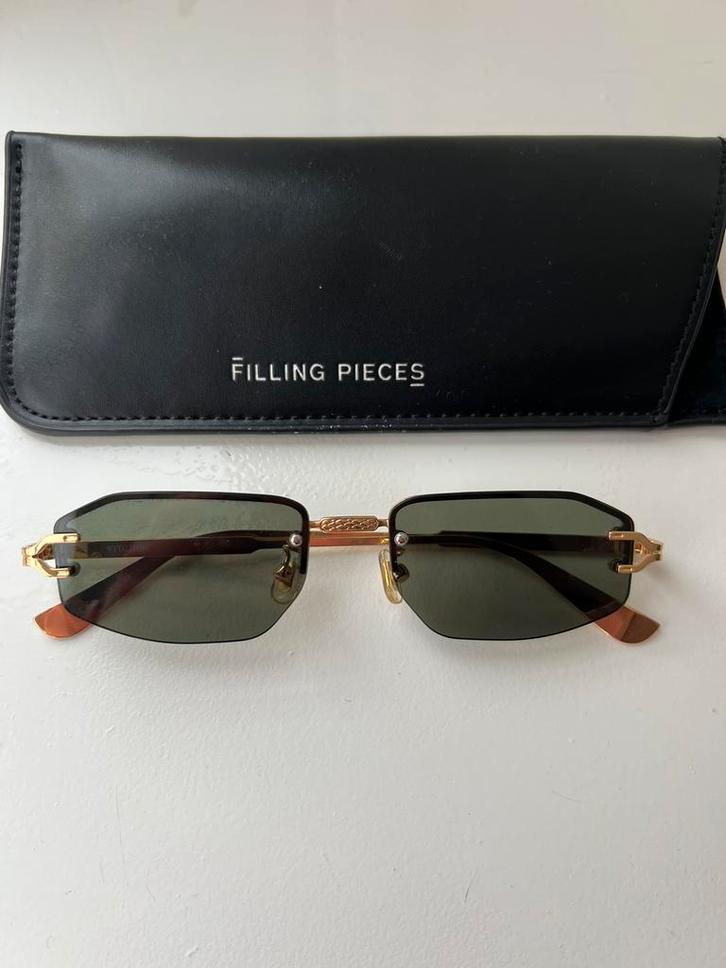 Filling pieces Fitcher zonnebril /sunglasses, Sieraden, Tassen en Uiterlijk, Zonnebrillen en Brillen | Heren, Zo goed als nieuw