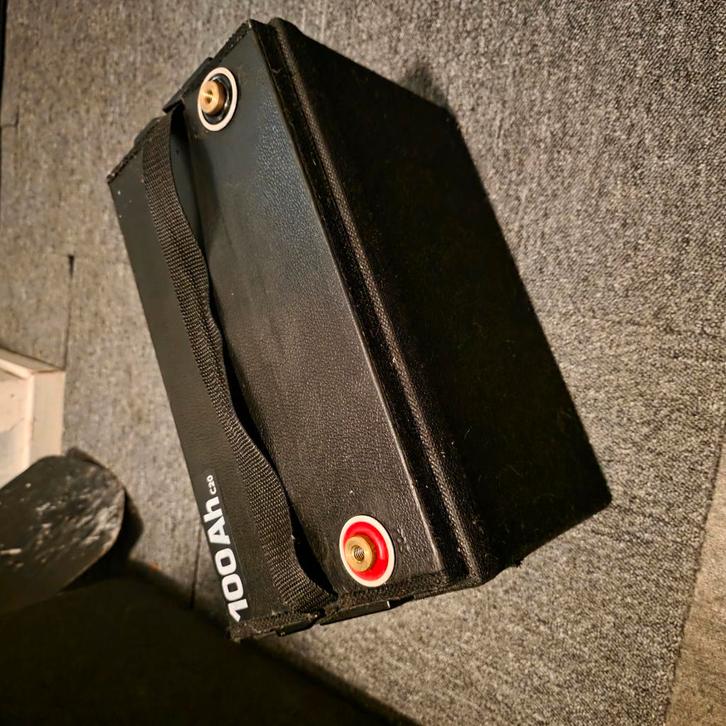 AGM VECH LINE 100AH ACCU, Caravans en Kamperen, Camper-accessoires, Gebruikt, Ophalen of Verzenden