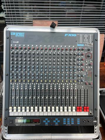 Soundcraft Spirit FX16 Mixer + MTS Behuizing beschikbaar voor biedingen