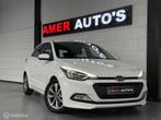 Hyundai i20 1.2 HP i-Motion/1e eigenaar/dealer onderhouden!, Auto's, Hyundai, Gebruikt, Zwart, 4 cilinders, Wit
