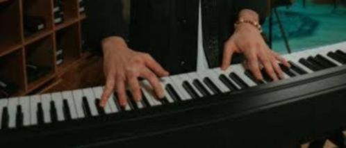 TOETSENIST GEZOCHT, Contacten en Berichten, Muziek maken en Bandleden