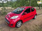 Peugeot 107 1.0-12V XR apk t/m 29-07-2026, Voorwielaandrijving, Gebruikt, 4 stoelen, 68 pk