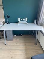 Bureau IKEA Thyge, Ophalen, In hoogte verstelbaar, Zo goed als nieuw, Bureau