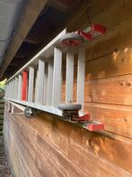 Ladder 3x Circa 330cm met afstandhouder, Ophalen