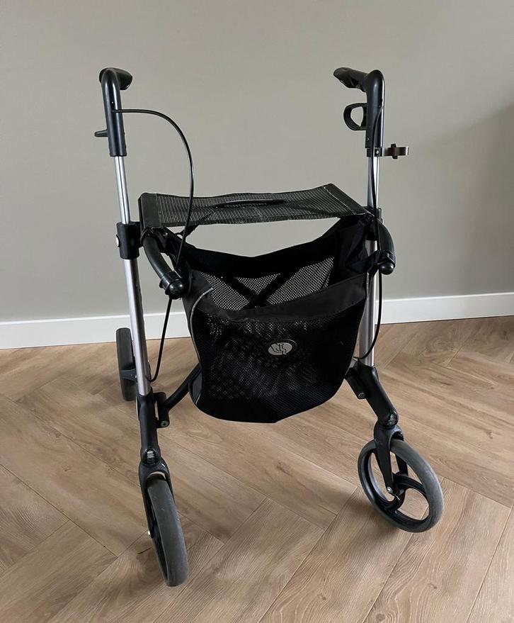 Gemino rollator, Diversen, Rollators, Zo goed als nieuw, Lichtgewicht, Opvouwbaar, Ophalen