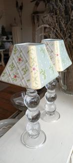 Set COTTAGE kandelaars met porseleinen kapjes 32,5 cm hoog, Overige materialen, 25 tot 50 cm, Blauw, Ophalen of Verzenden