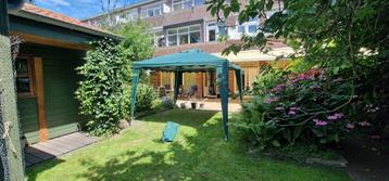 partytent groot 300 X 300  beschikbaar voor biedingen