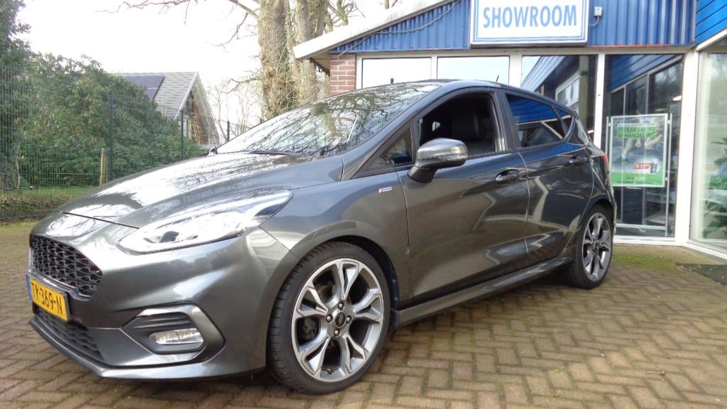 Ford Fiësta 1.0 Ecoboost 100pk 5dr 2018 Grijs NW DISTR RIEM, Auto's, Ford, Voorwielaandrijving, Parkeersensor, Zwart, Origineel Nederlands