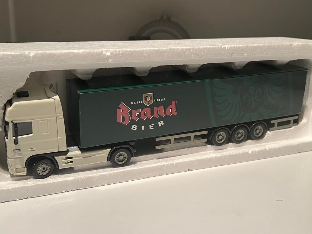 Lion car daf xf met oplegger brand bier 1:50, Ophalen of Verzenden, Zo goed als nieuw, Bus of Vrachtwagen, Lion Toys