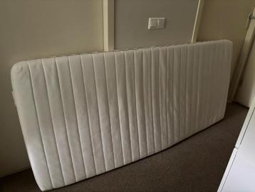Ikea matras (90x200) beschikbaar voor biedingen