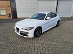 Alfa Romeo Giulia 2.2 Eco Business NL-auto NAP Lage kilomers, Auto's, Alfa Romeo, 150 €/maand, Achterwielaandrijving, Gebruikt
