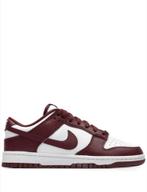 Nike dunk low bordeaux rood maat 38 sneakers zgan, Ophalen of Verzenden, Zo goed als nieuw, Overige kleuren, Sneakers of Gympen