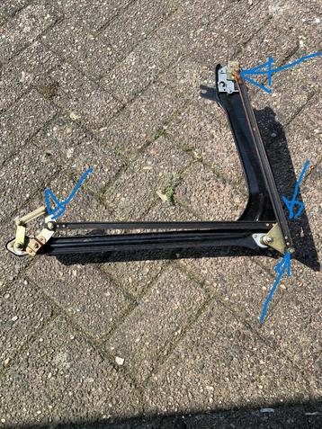Peugeot 404 ruitenwisser mechaniek beschikbaar voor biedingen
