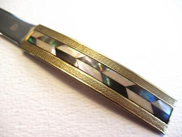 Vintage briefopener Solingen met parelmoeren verguld handvat beschikbaar voor biedingen