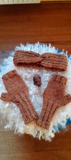 Alpaca set bruine polswarmers en hoofdband, handgemaakt, Ophalen of Verzenden, Nieuw, Maat 38/40 (M), Handschoenen