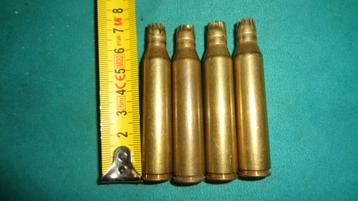 Lege huls set kaliber 8.6 beschikbaar voor biedingen