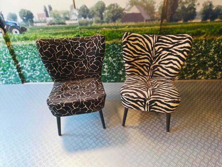 2 Vintage jaren 50 stoelen - Herstofferen, Antiek en Kunst, Antiek | Meubels | Stoelen en Banken, Ophalen