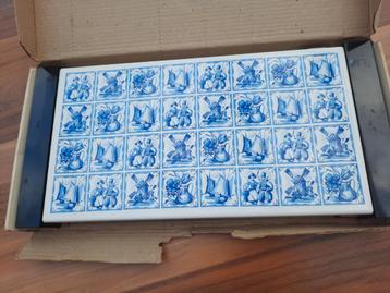 Vintage warmhoudplaat beschikbaar voor biedingen