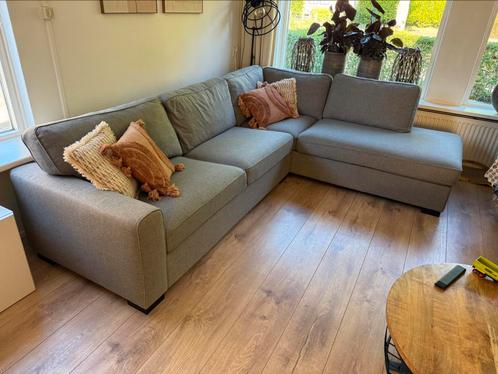 Hoekbank Vadena, Huis en Inrichting, Banken | Bankstellen, Zo goed als nieuw, Hoekbank, Vierpersoons of meer, 250 tot 300 cm, 75 tot 100 cm