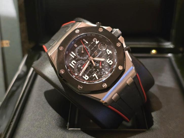 AP royal oak offshore "VAMPIRE", Sieraden, Tassen en Uiterlijk, Sporthorloges, Android, Zwart, Ophalen of Verzenden