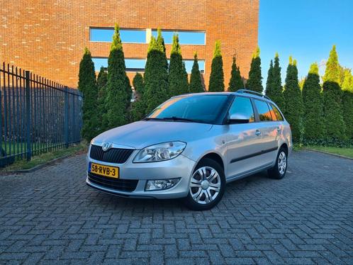 Skoda Fabia 1.2 TSI 63KW Combi 2011 Grijs Nieuwe Apk  1e Eig, Auto's, Skoda, Bedrijf, Te koop, Fabia, ABS, Airbags, Airconditioning