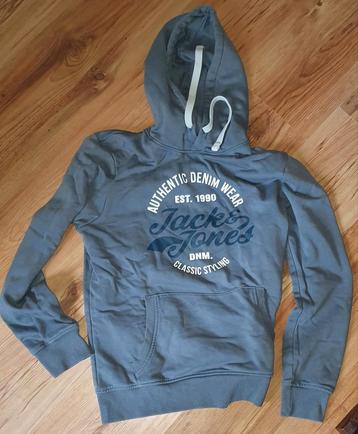 Jack & Jones grijze hoodie. Maat S beschikbaar voor biedingen