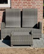 Twee persoons wicker bank met voetenbank, Ophalen, Gebruikt, Wicker, Bank