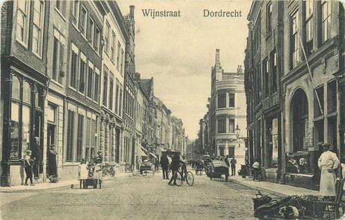 (701-057-031) Dordrecht Wijnstraat, Verzamelen, Ansichtkaarten | Nederland, Zuid-Holland, Verzenden