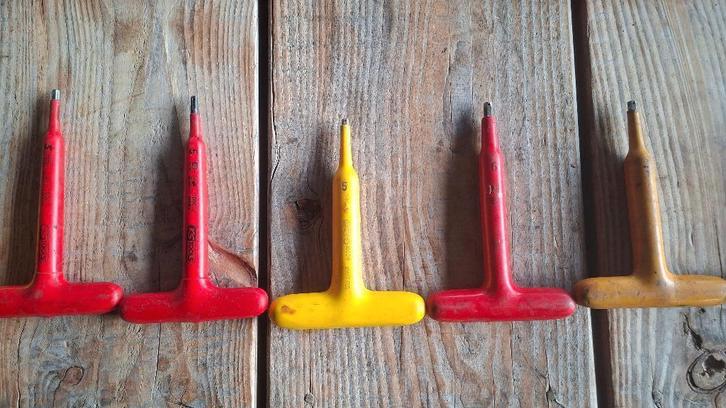 Partij van 20x 1000volt VDE geisoleerde Imbus sleutels, Doe-het-zelf en Verbouw, Gereedschap | Handgereedschap, Zo goed als nieuw