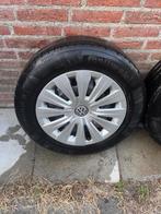 Complete set Volkswagen Golf 7 wielen inclusief wieldoppen, Ophalen, Gebruikt